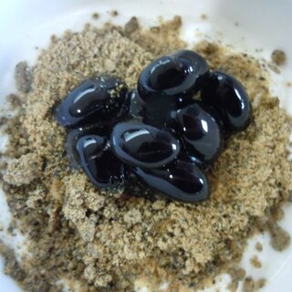 黒豆ときな粉のヨーグルト